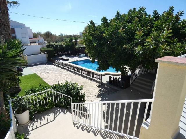 Casa chalet en Venta en Pueblo
