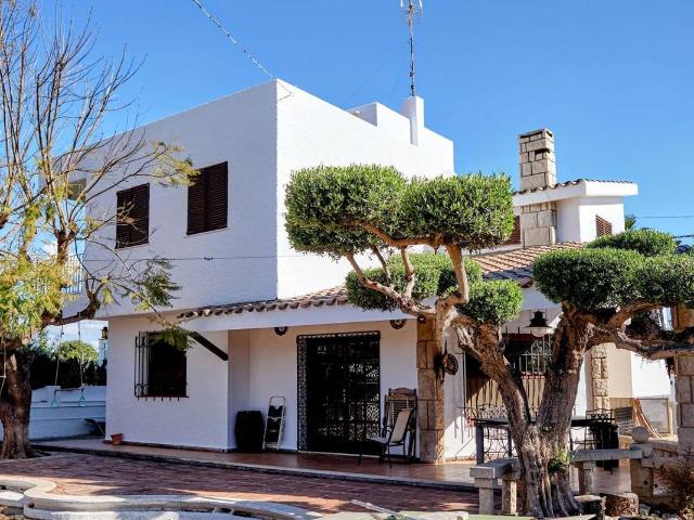Casa chalet en Venta en Pueblo