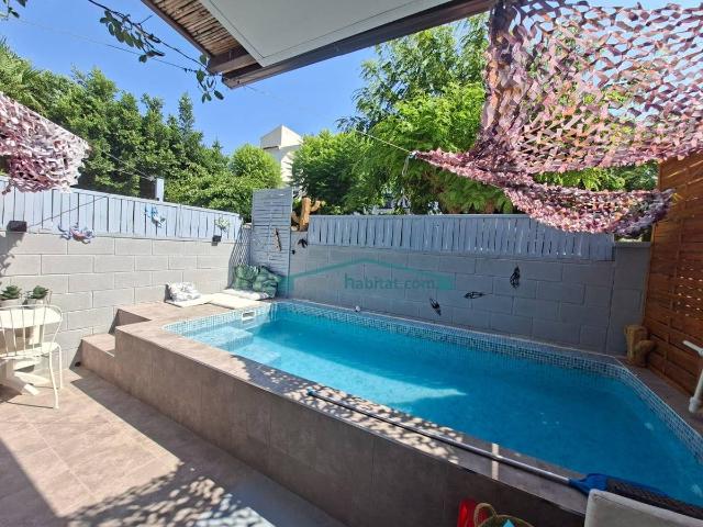 Casa chalet en Venta en Pueblo Español Coveta Fumá