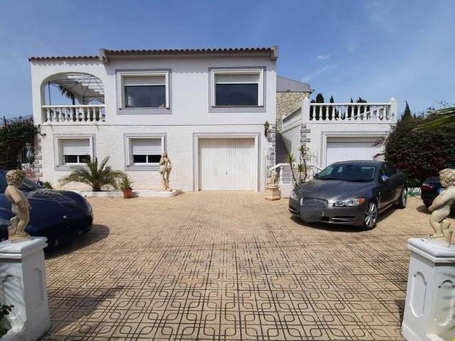 Casa chalet en Venta en Pueblo Urbanizaciones