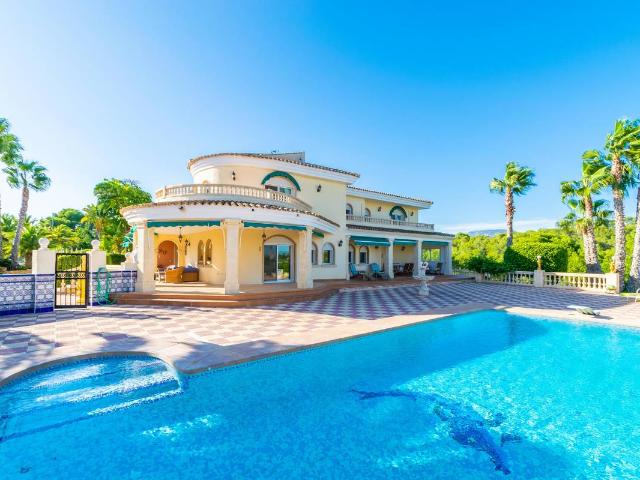 Casa chalet en Venta en Pueblo Urbanizaciones