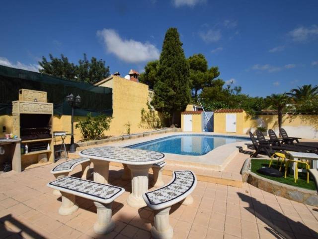 Casa chalet en Venta en Pueblo Urbanizaciones