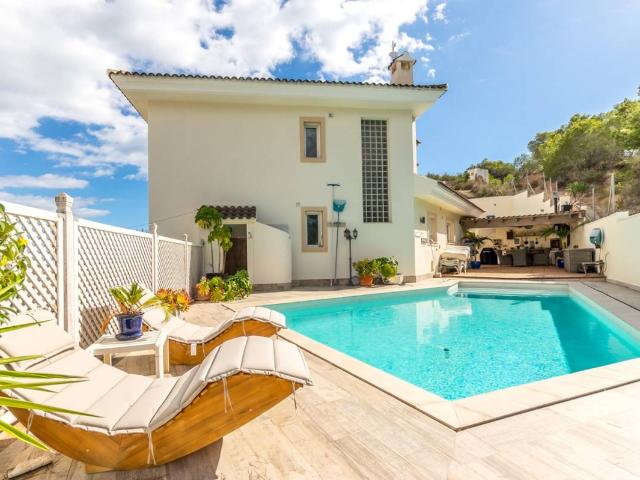 Casa chalet en Venta en Pueblo Urbanizaciones