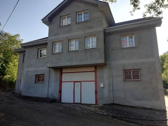 Casa chalet en Venta en Puente de Domingo Flórez