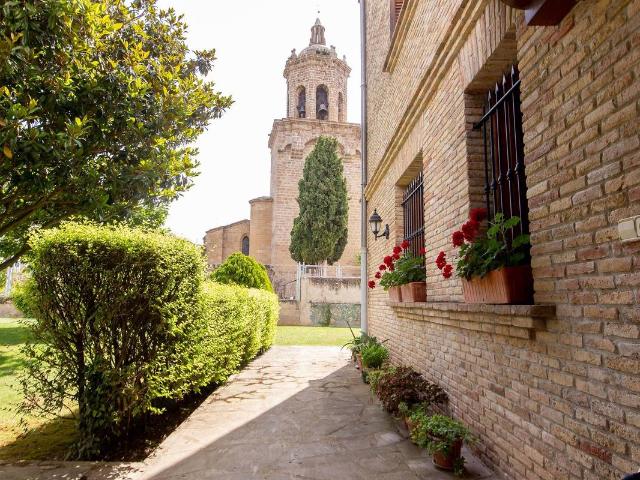 Casa chalet en Venta en Puente la Reina / Gares