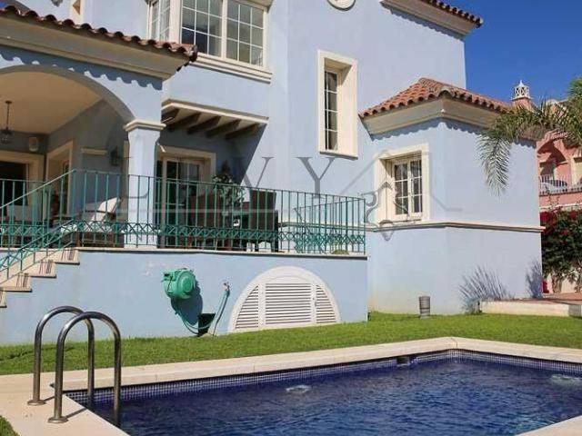 Casa chalet en Venta en Puerto Banús