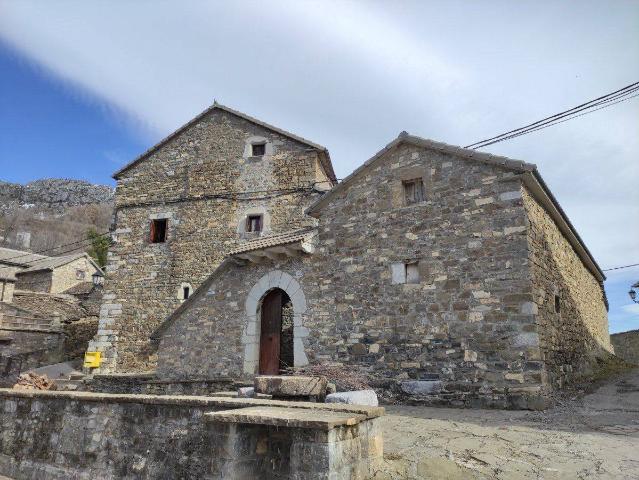 Casa chalet en Venta en Puértolas