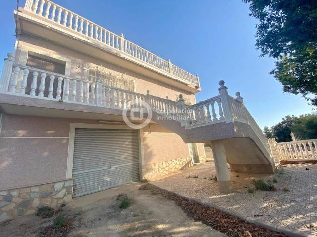 Casa chalet en Venta en Purias