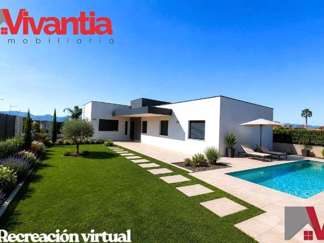 Casa chalet en Venta en Purias