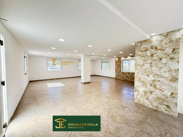 Casa chalet en Venta en Purias