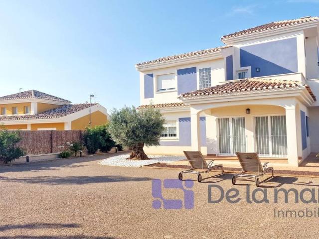 Casa chalet en Venta en Purias