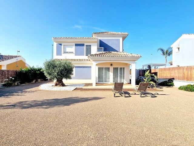 Casa chalet en Venta en Purias