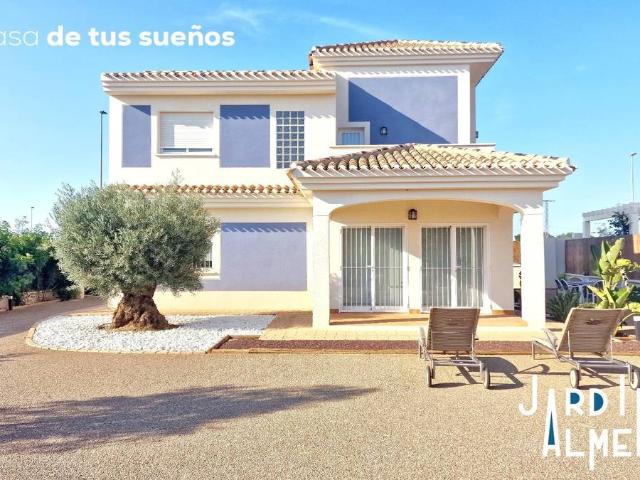 Casa chalet en Venta en Purias