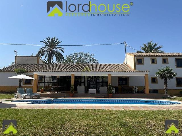 Casa chalet en Venta en Purias