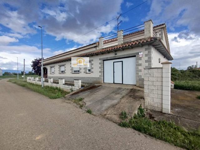 Casa chalet en Venta en Quintana del Marco