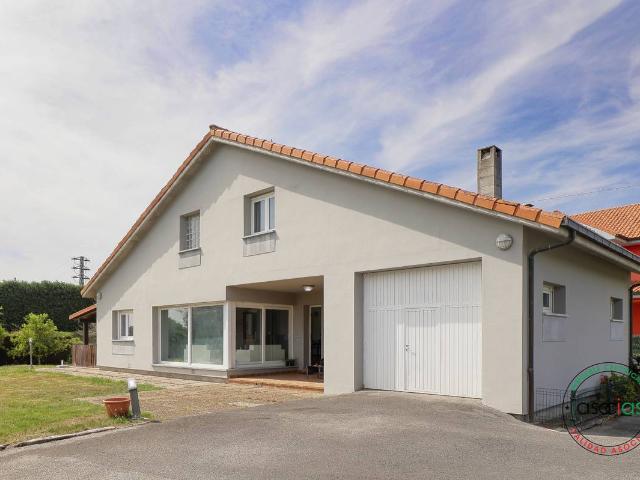 Casa chalet en Venta en Quintes Arroes