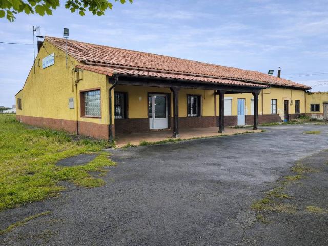 Casa chalet en Venta en Quintes Arroes