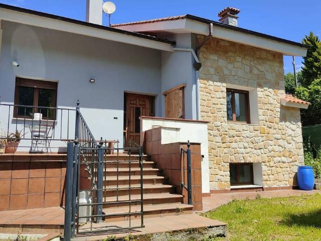 Casa chalet en Venta en Quintes Arroes