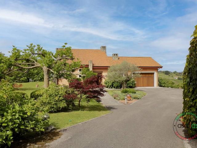 Casa chalet en Venta en Quintes Arroes