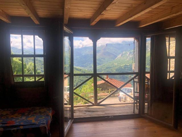 Casa chalet en Venta en Quirós