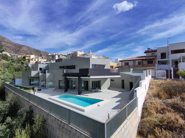 Casa chalet en Venta en Rancho Domingo La Hacienda