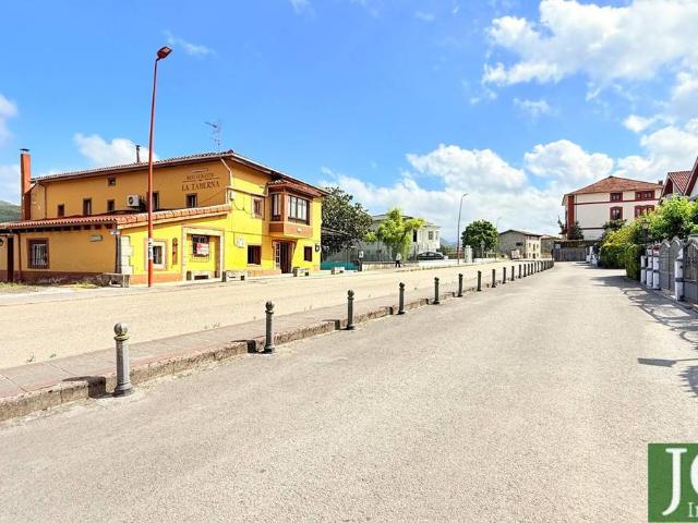 Casa chalet en Venta en Rasines