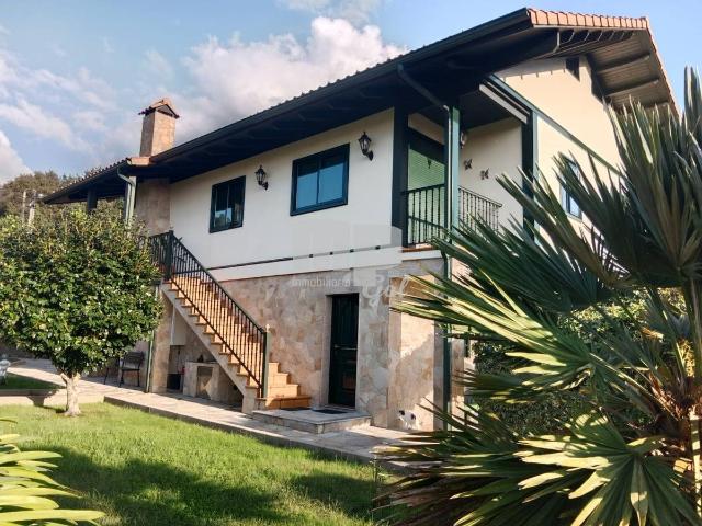Casa chalet en Venta en Redondela