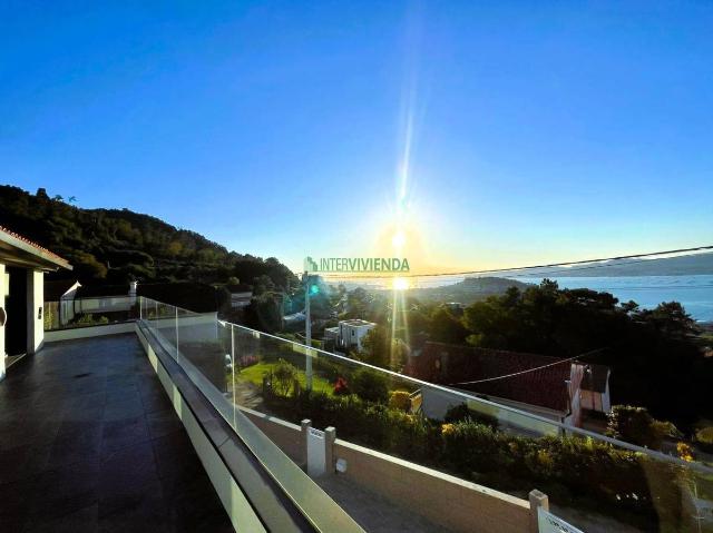Casa chalet en Venta en Redondela
