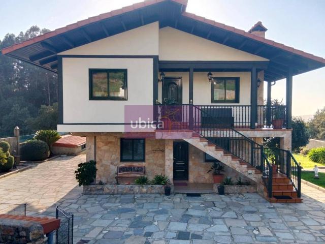 Casa chalet en Venta en Redondela