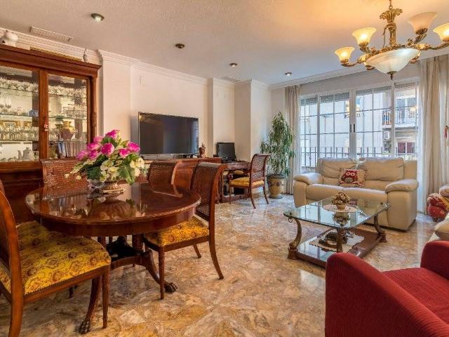 Casa chalet en Venta en Reina Victoria Miguel Hernández