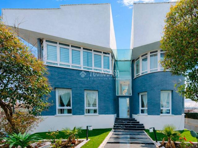 Casa chalet en Venta en Rejas