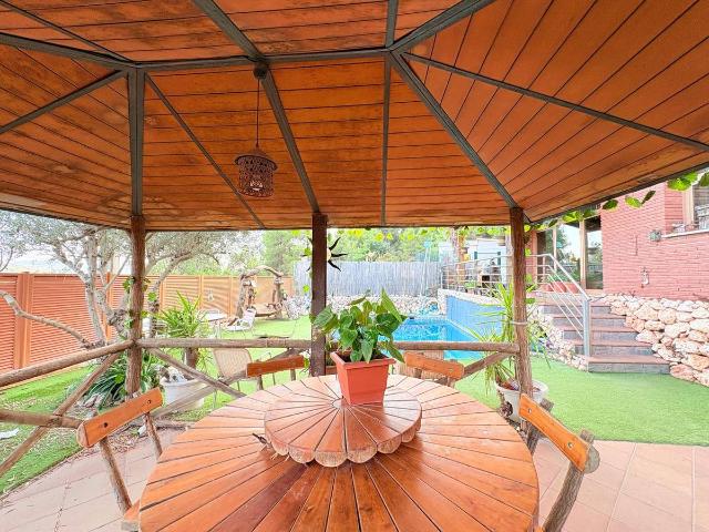 Casa chalet en Venta en Rellinars
