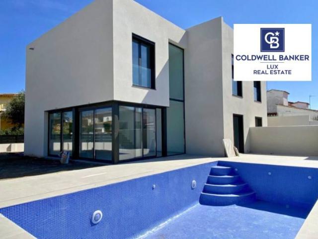 Casa chalet en Venta en Requesens