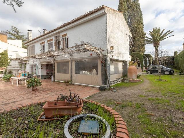 Casa chalet en Venta en Residencial Triana Barrio Alto
