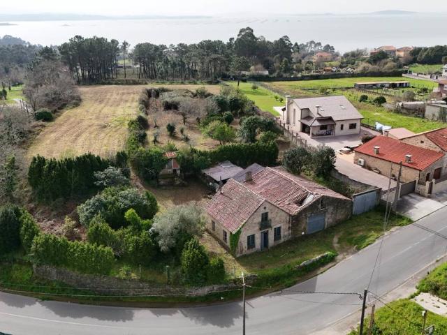 Casa chalet en Venta en Rianxo