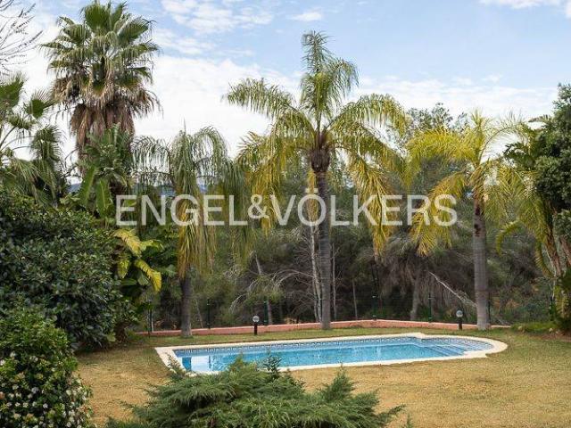 Casa chalet en Venta en Riba roja de Túria