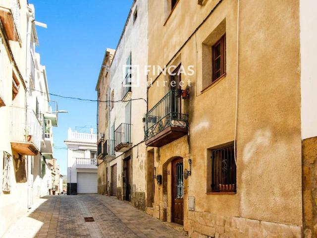 Casa chalet en Venta en Riba roja d'Ebre