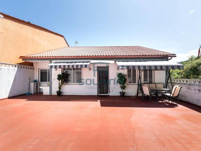 Casa chalet en Venta en Ribadavia