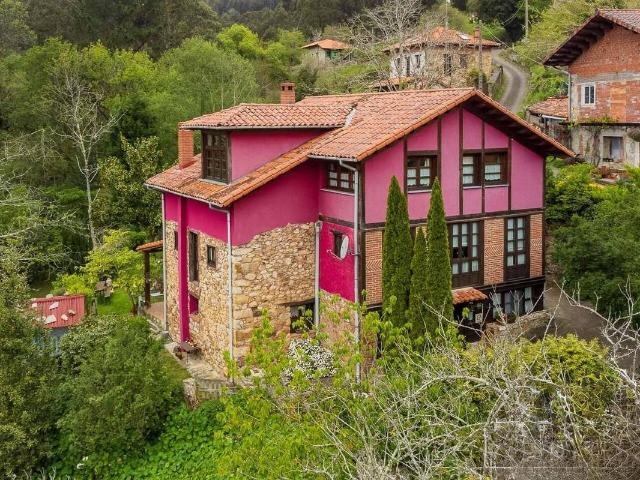 Casa chalet en Venta en Ribadesella