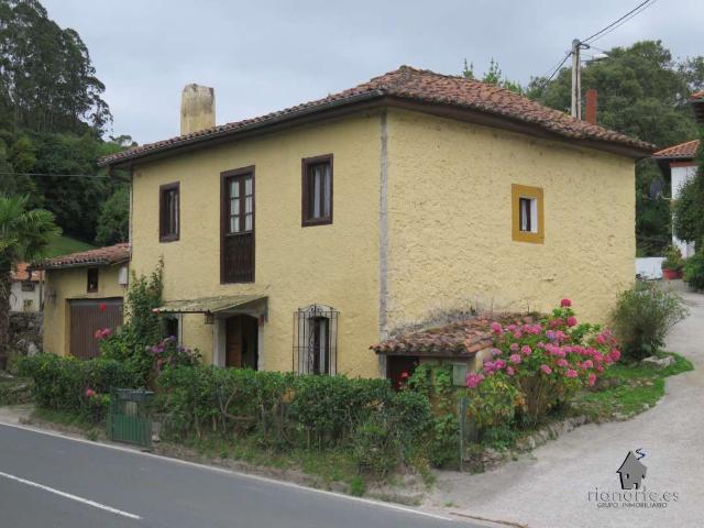 Casa chalet en Venta en Ribadesella