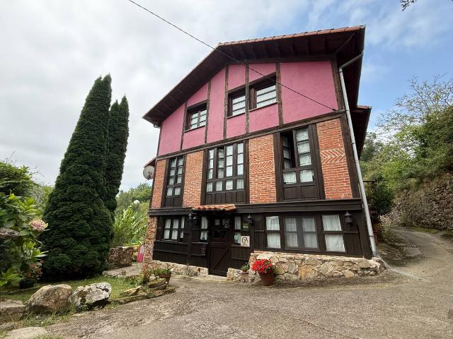 Casa chalet en Venta en Ribadesella