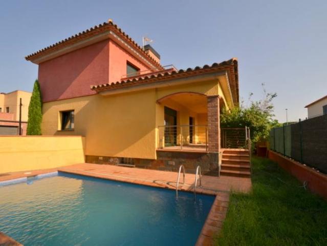 Casa chalet en Venta en Riells