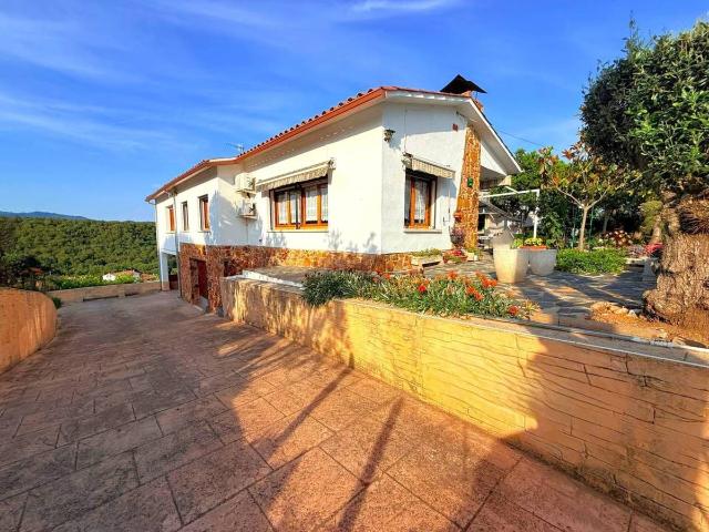 Casa chalet en Venta en Riells i Viabrea