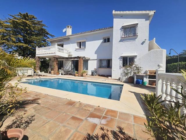 Casa chalet en Venta en Riviera del Sol