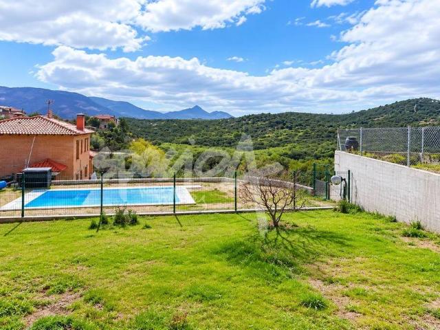 Casa chalet en Venta en Robledo de Chavela