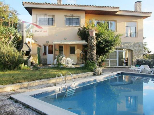 Casa chalet en Venta en Roca Grossa