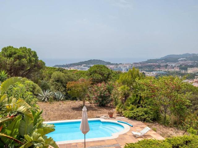 Casa chalet en Venta en Roca Grossa