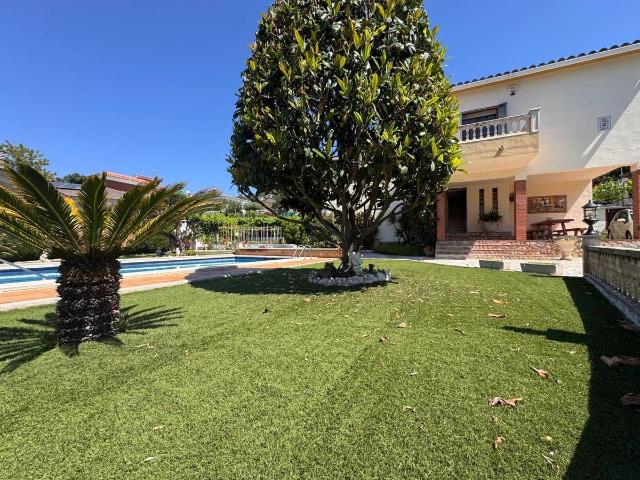 Casa chalet en Venta en Roca Grossa