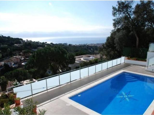 Casa chalet en Venta en Roca Grossa