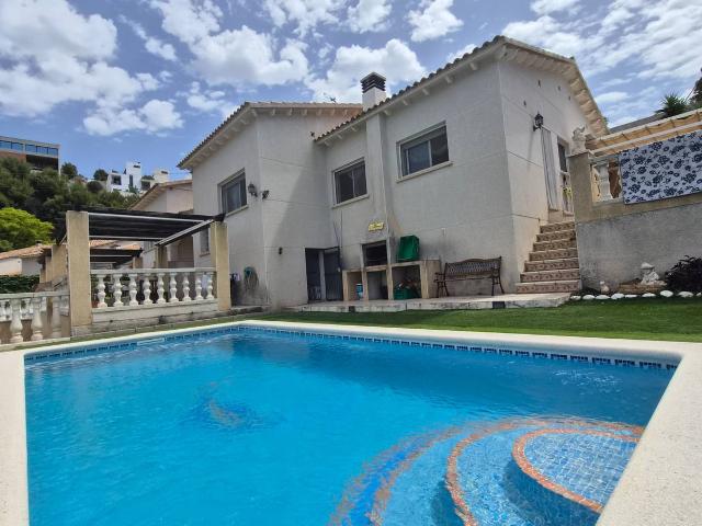 Casa chalet en Venta en Roda de Berà